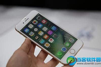 iPhone7黑屏打不开怎么办 iPhone7黑屏打不开解决方法